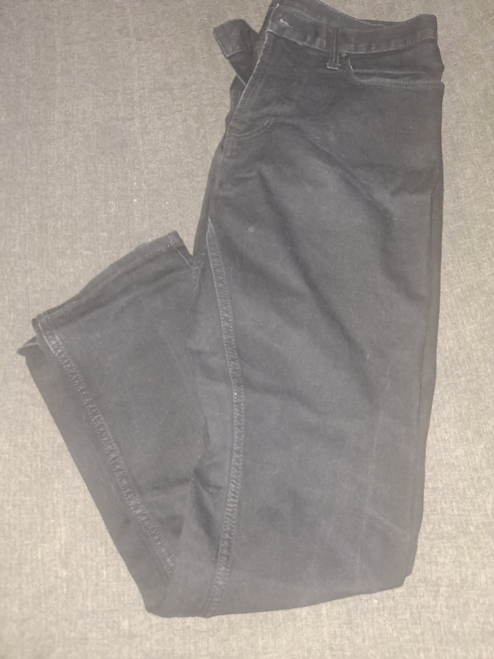 Old Navy Men's Slim Jeans in Black